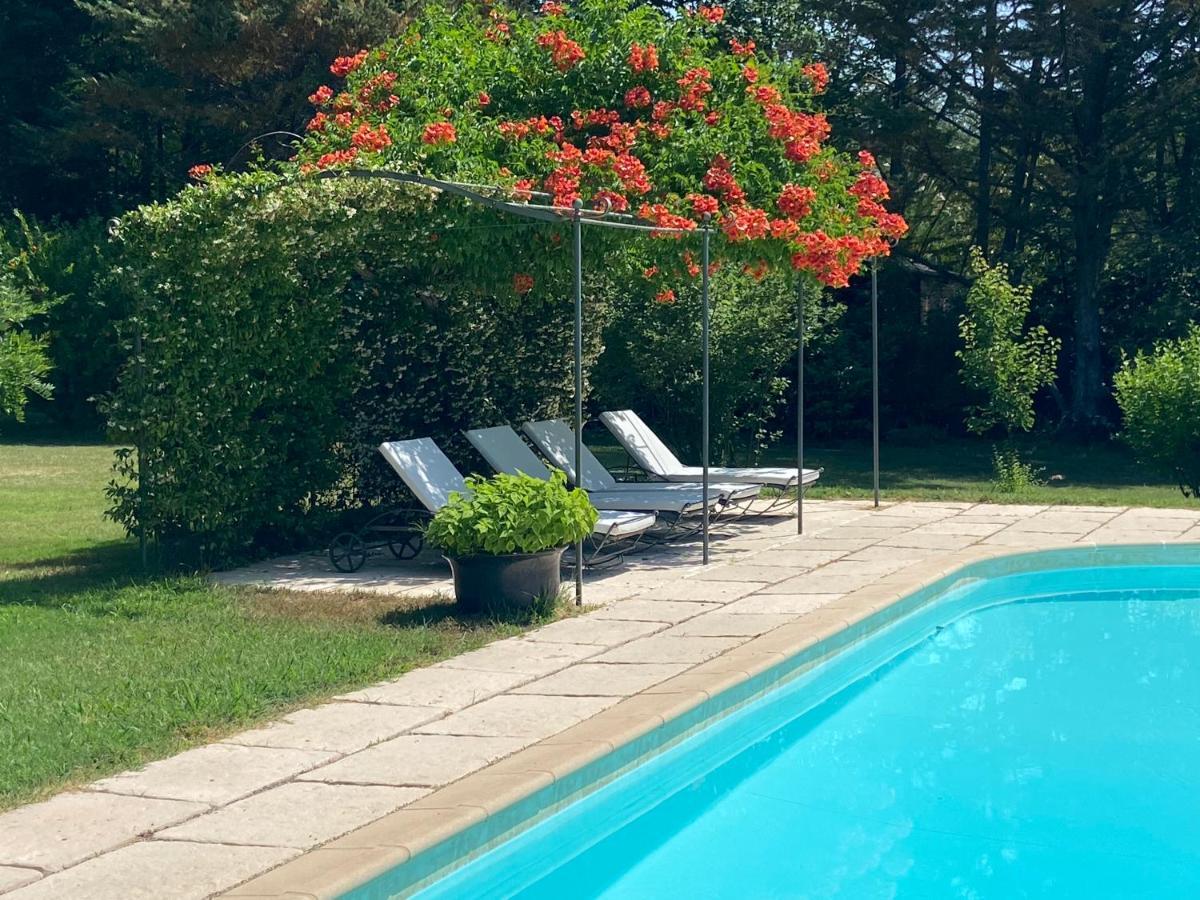 ואלבון Villa De Miha מראה חיצוני תמונה